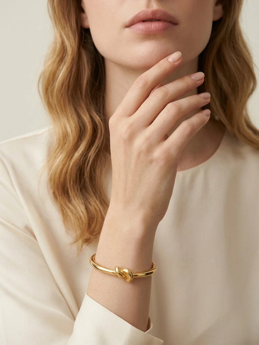TAT2 DESIGNS Gold Noa Knot Bangle