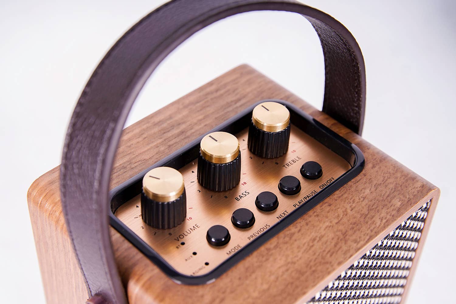 Fuse Andle Bluetooth Speaker with Handle - Brown: Brown