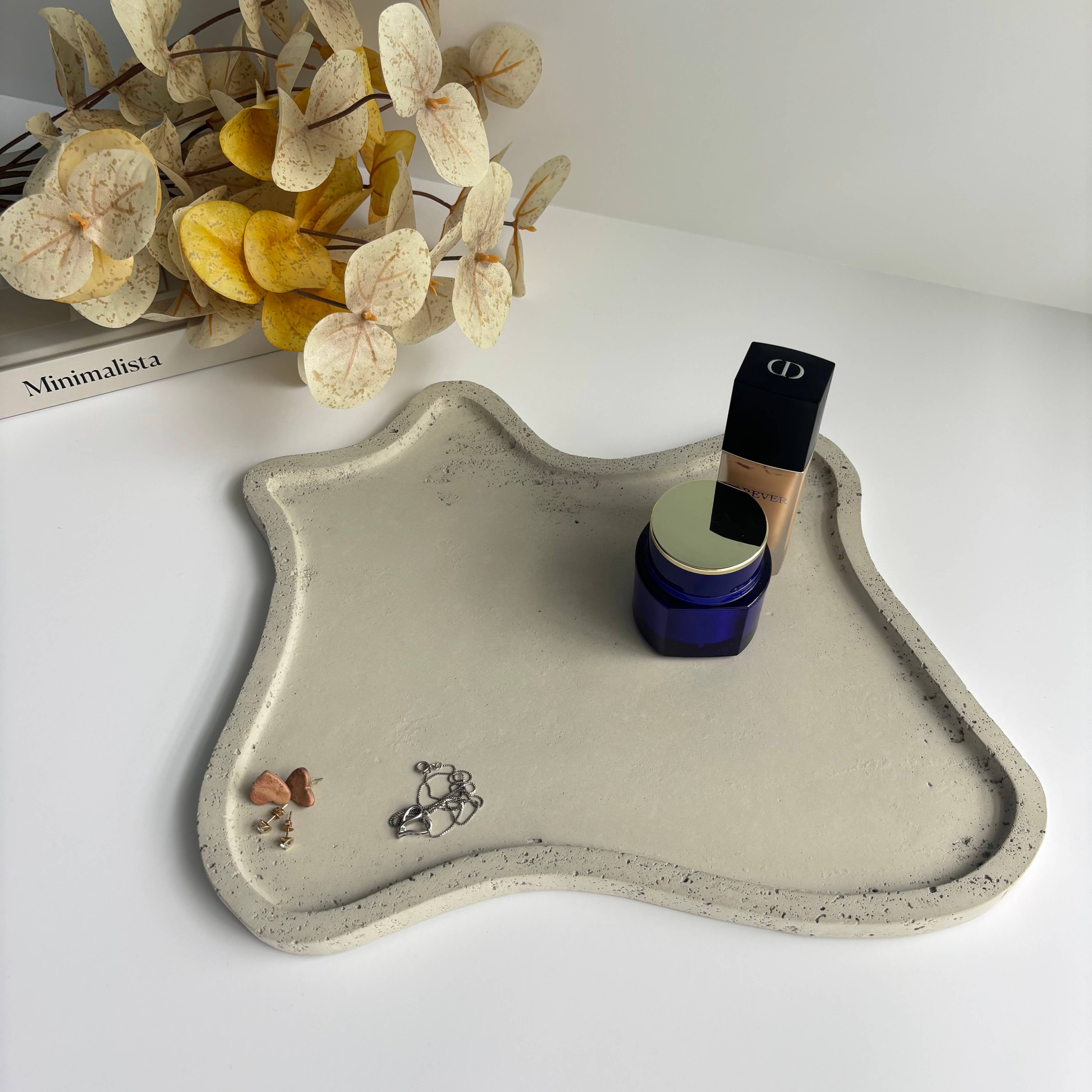 Nyx- Organic Concrete Tray | Centerpiece | Decorative Tray: Black Fusion Marble