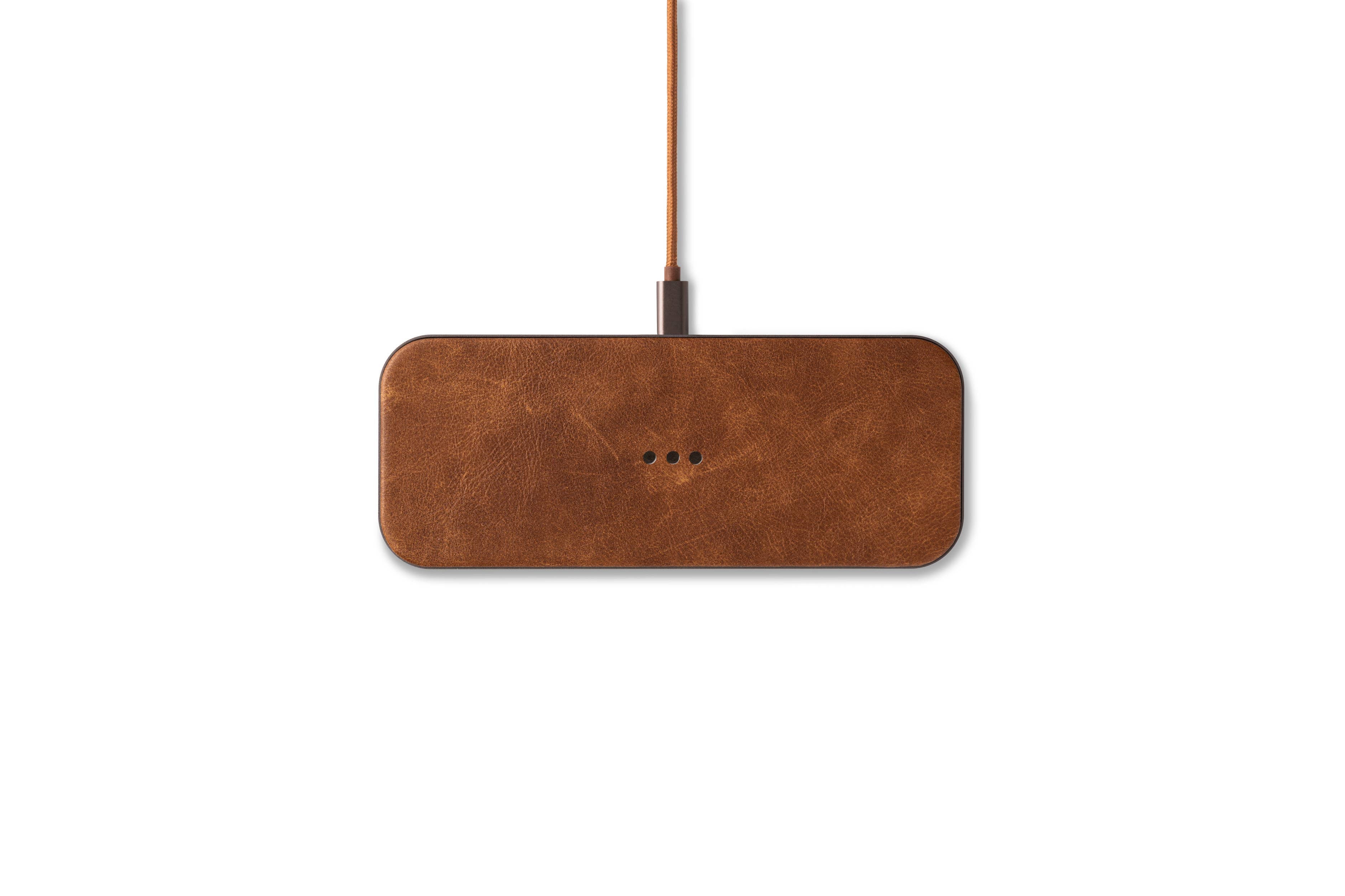 CATCH:2 - Classics Leather Wireless Charger - Dual Charging: Saddle