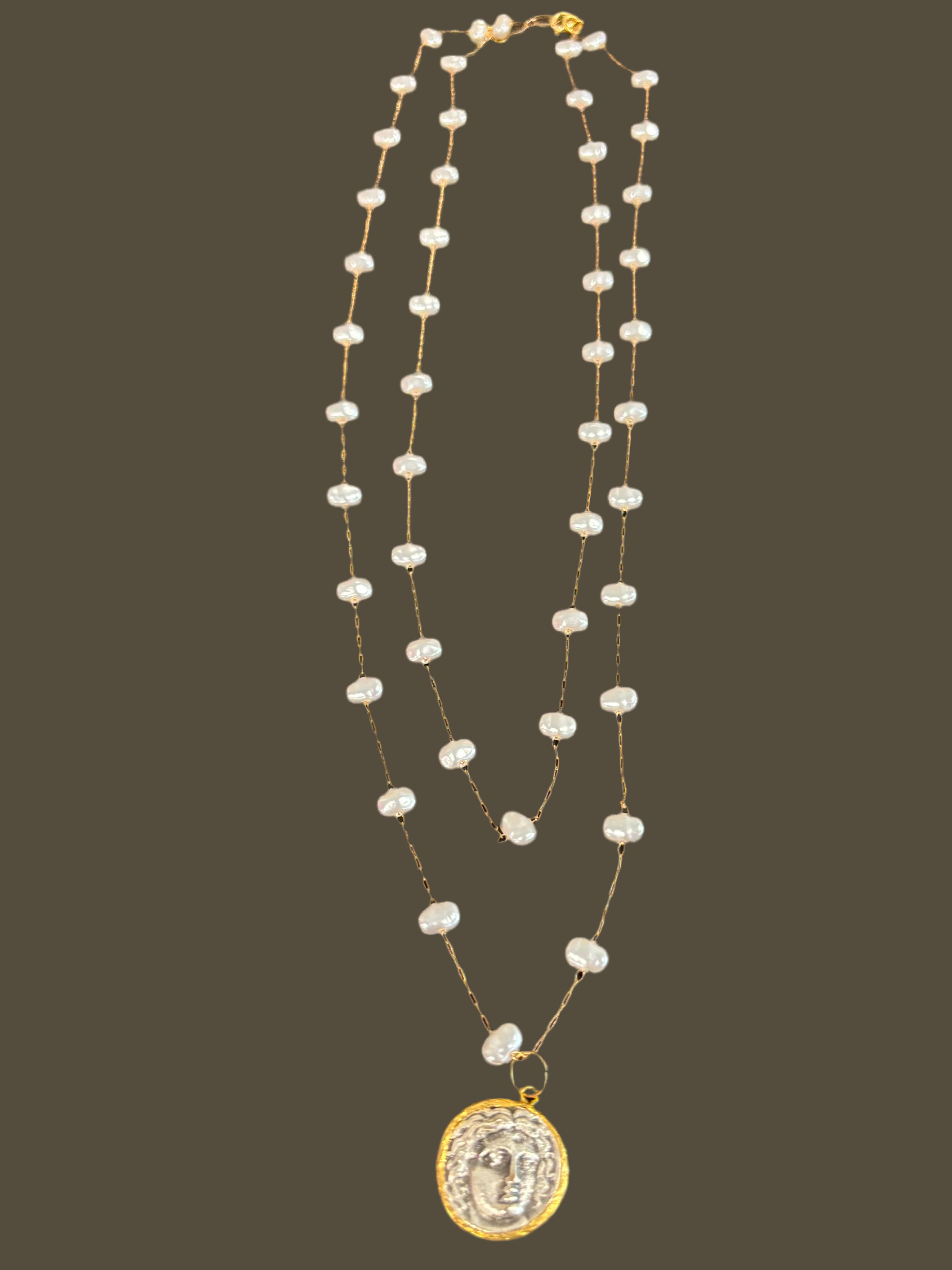 Sophia Pearl Double Layered with Coin