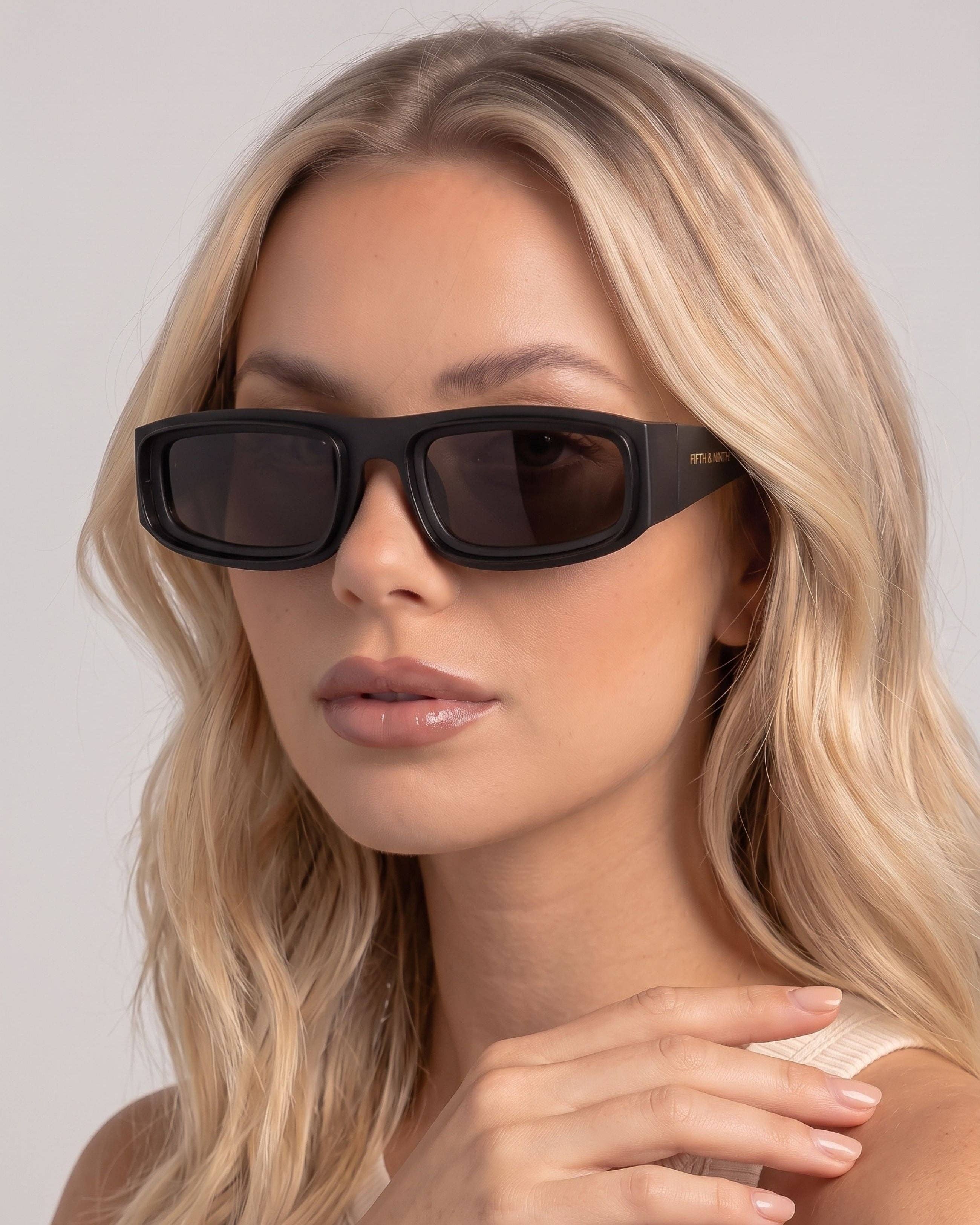 FIFTH & NINTH Rae Sunglasses: Matte Black + Polarized