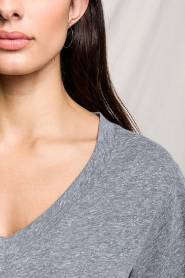 PERFECT WHITE TEE Hendrix Cotton Boxy V Neck Tee
