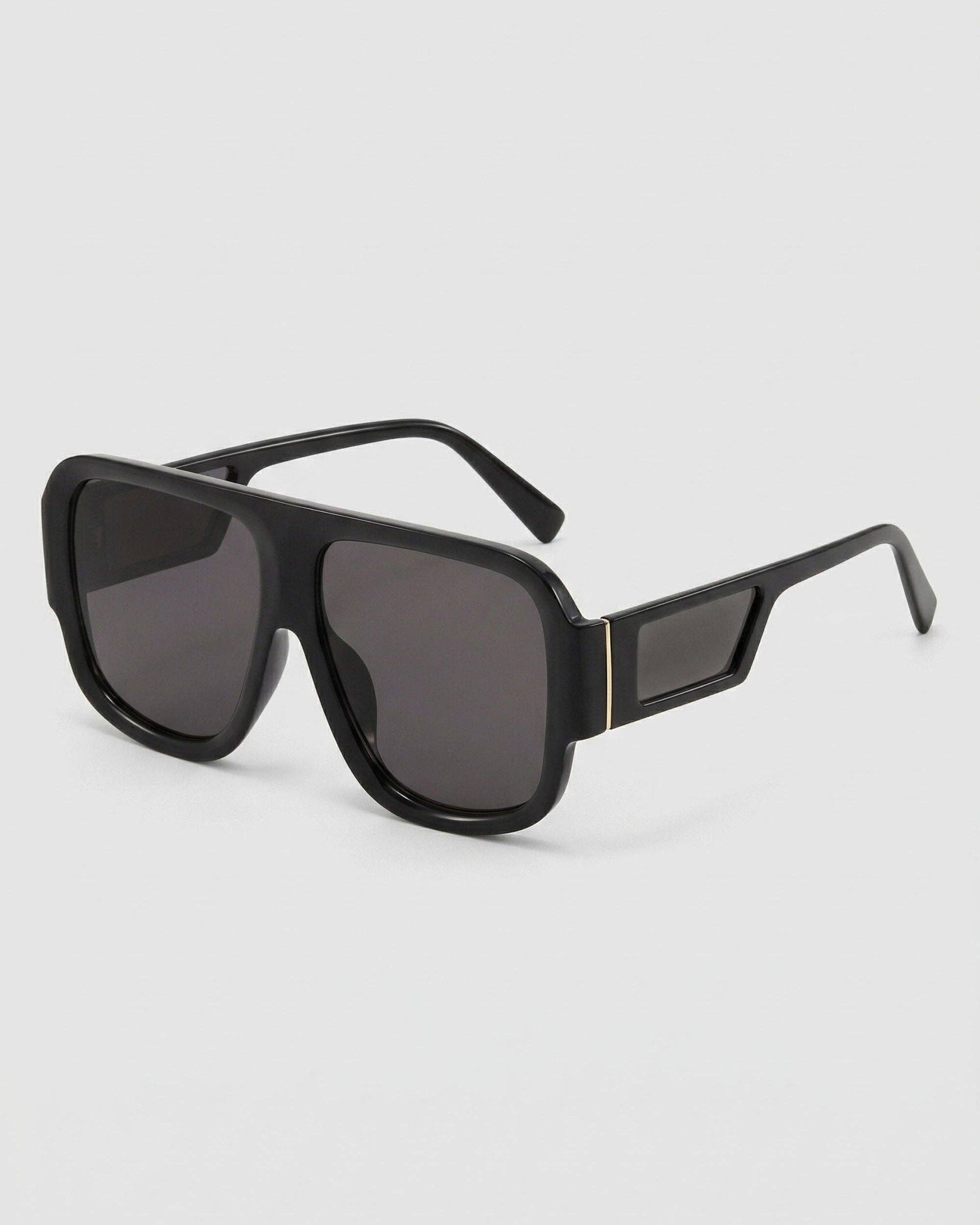 Rosie Polarized Sunglasses: Black