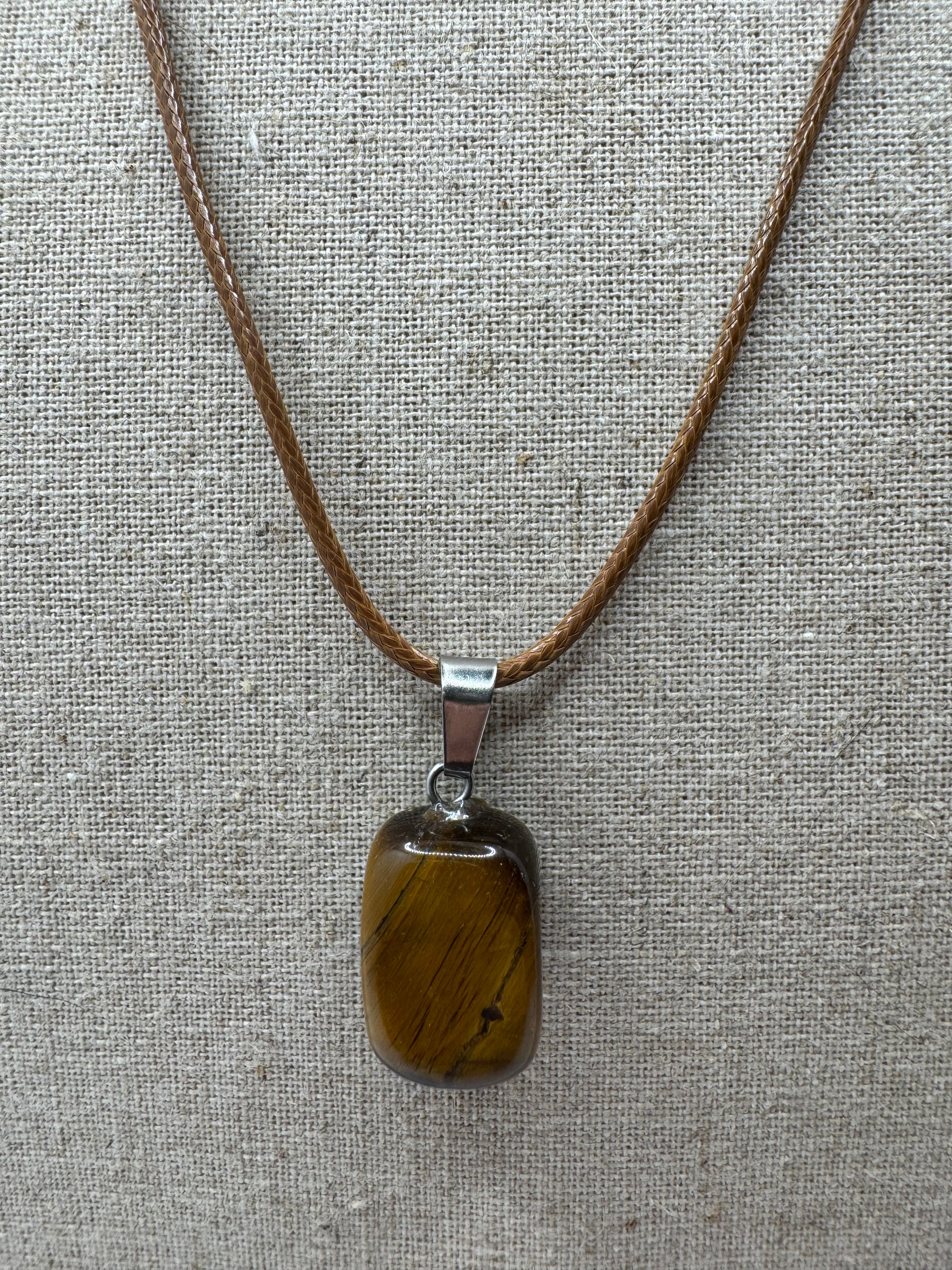 KRISTENS Tiger’s Eye Stone Pendant Necklace