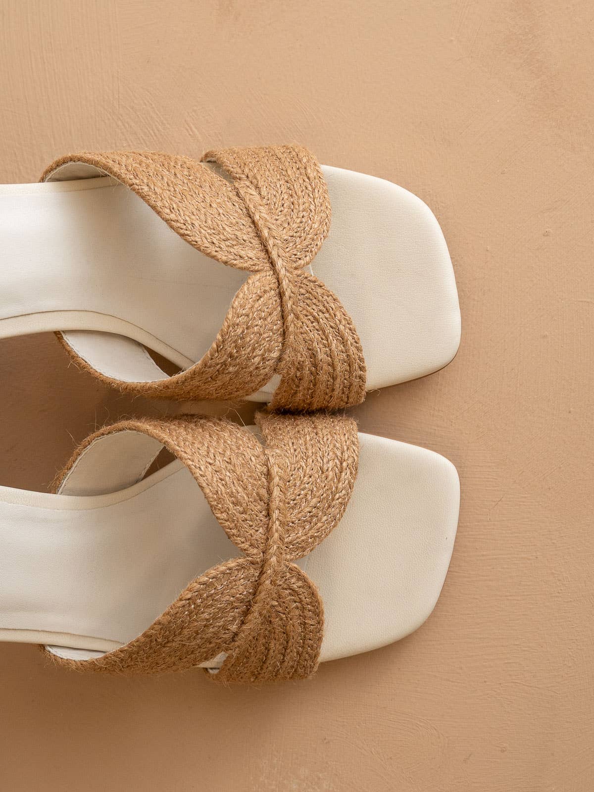 The Santiago Toffee | Raffia Summer Heel: TOFFEE / 6.5