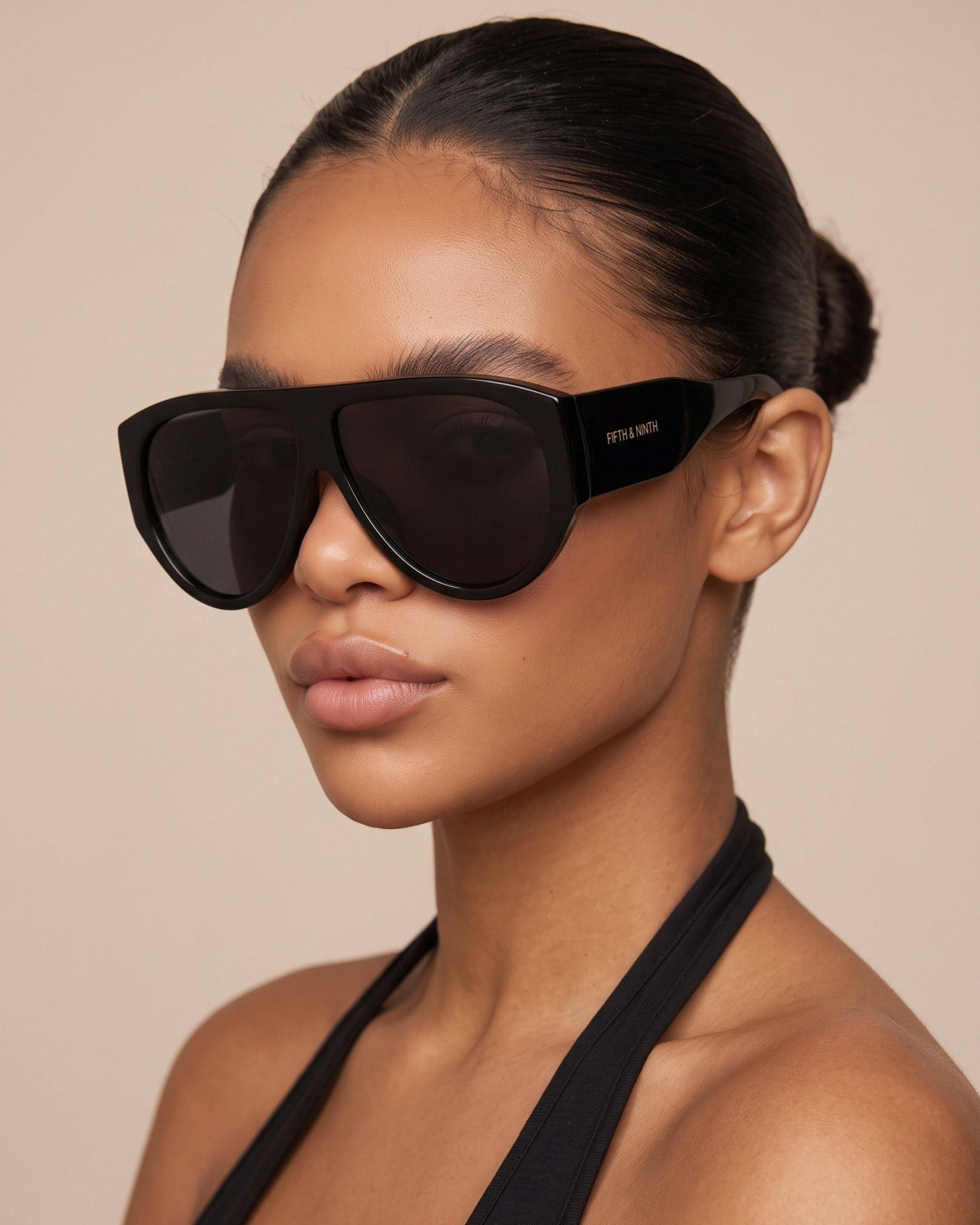 Naomi: Black / Polarized + 100% UV Protection