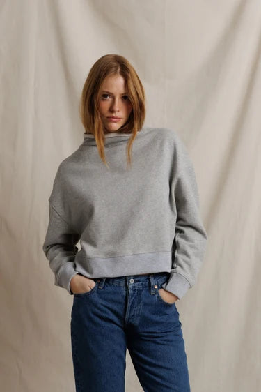 *PREORDER* PERFECT WHITE TEE Arden
French Terry Mock Neck Sweatshirt