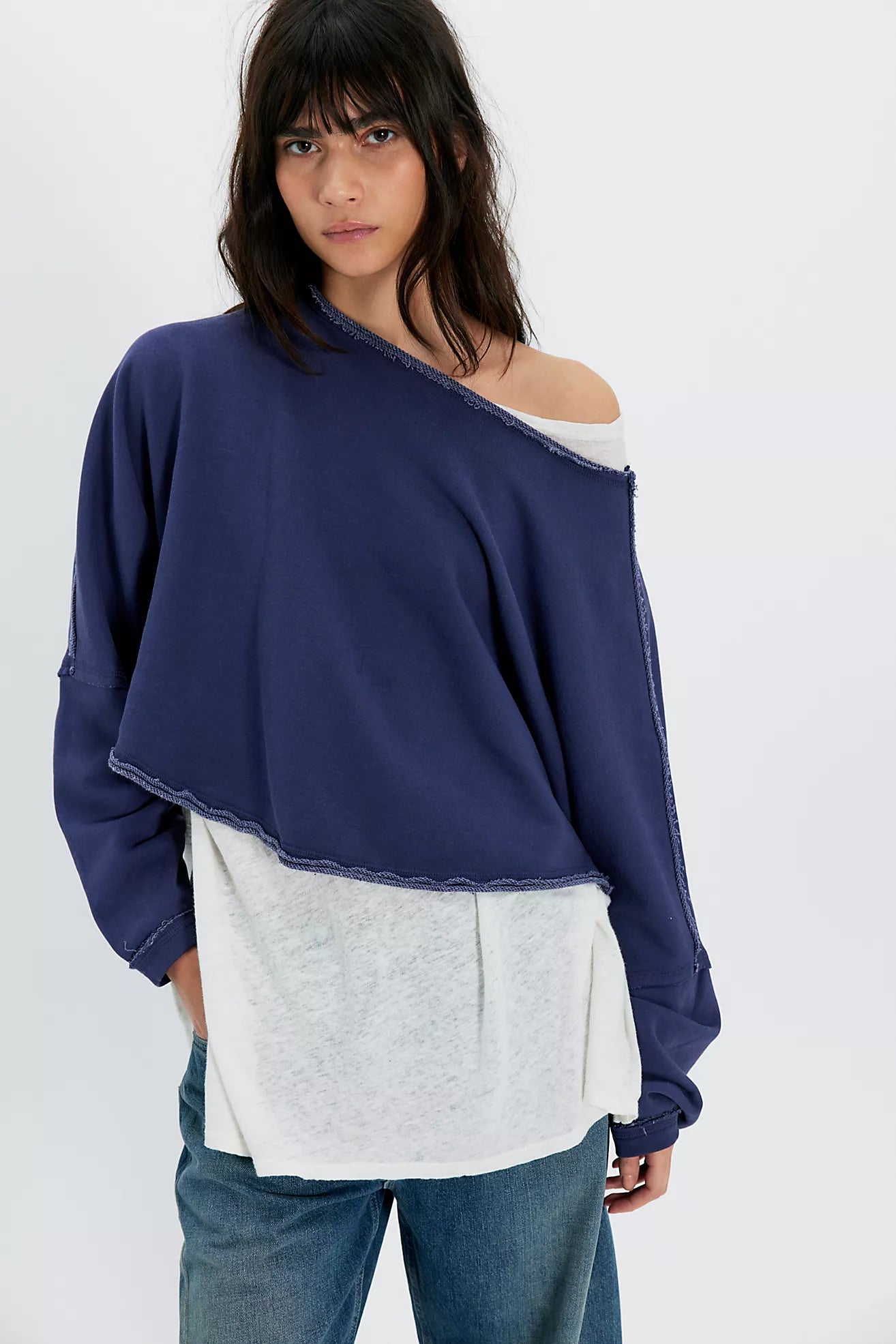 FREE PEOPLE To The East Pullover in Navy Academy