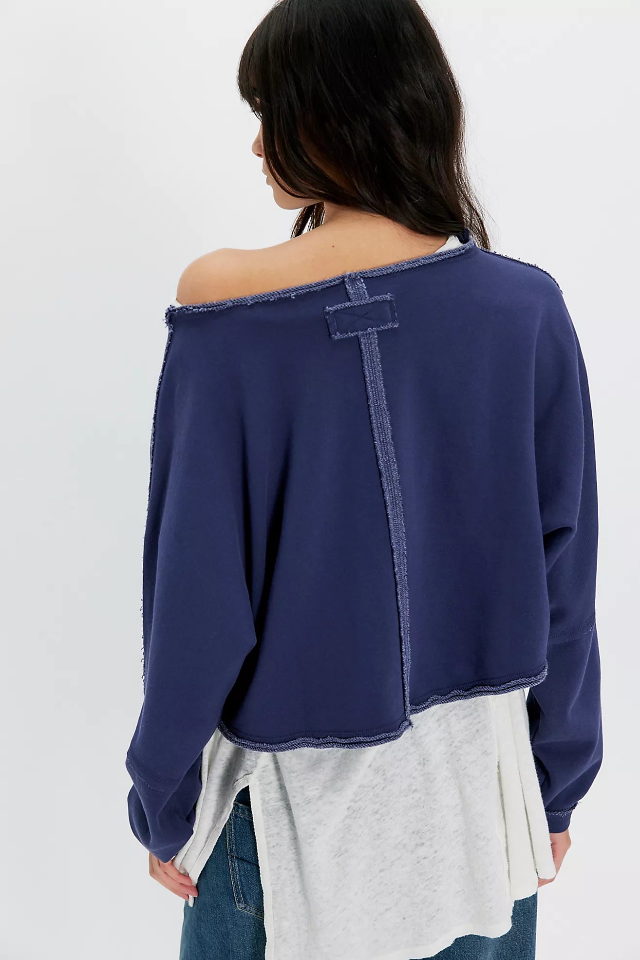 FREE PEOPLE To The East Pullover in Navy Academy