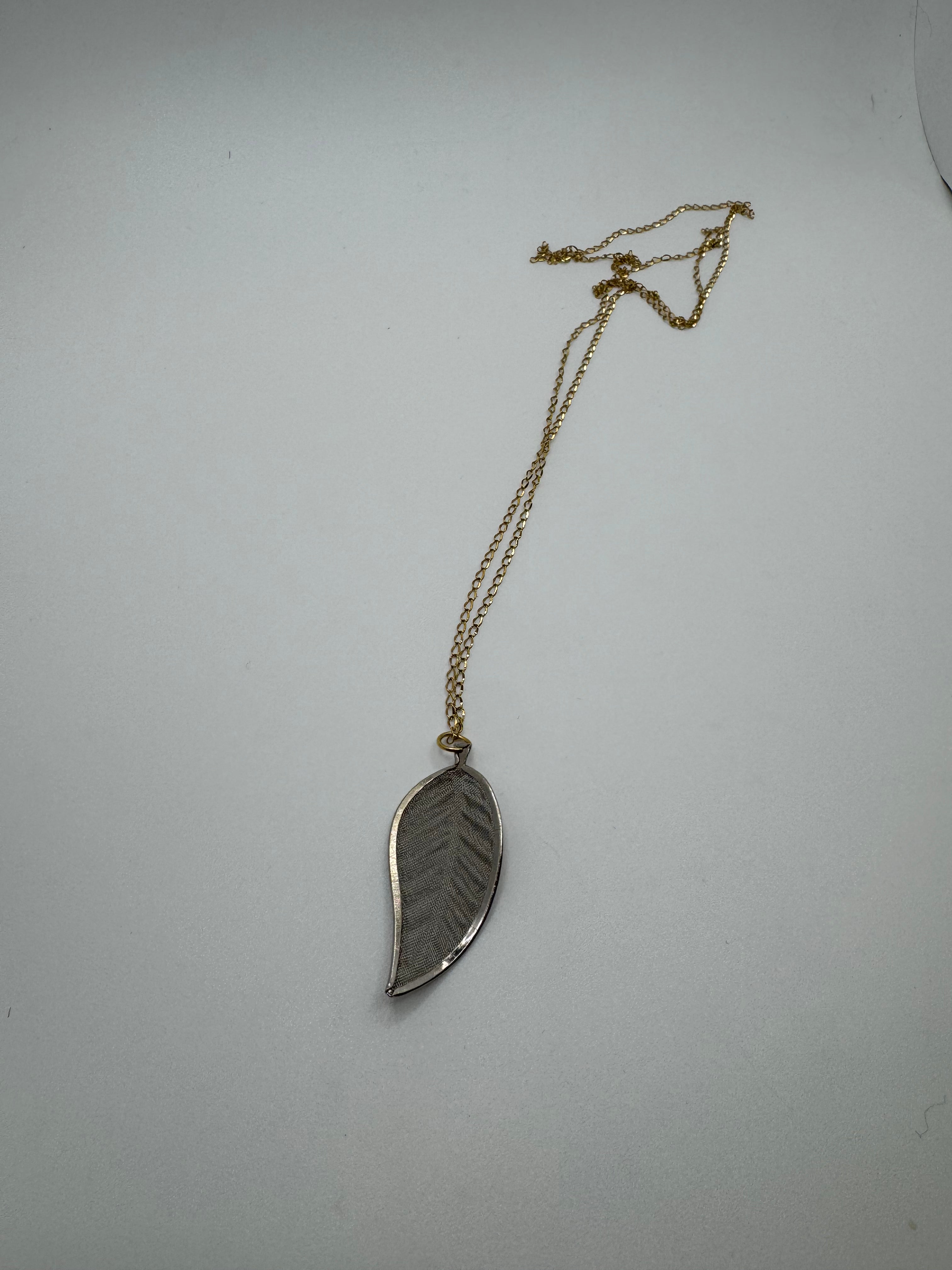 SOPHIA 2-Tone Wing Necklace (28”)