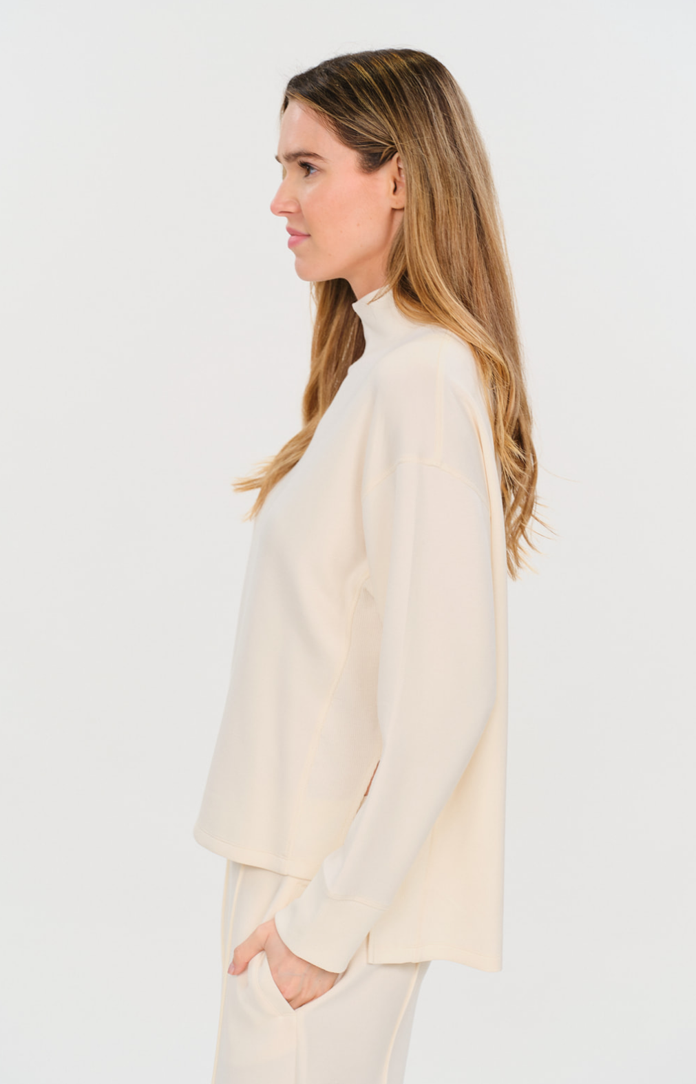 SIX/FIFTY Scuba Mock Neck in Cream