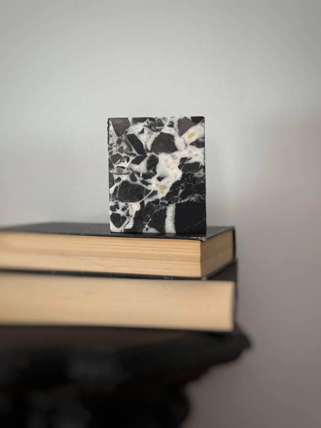 Marble Candle — Black, White Veins