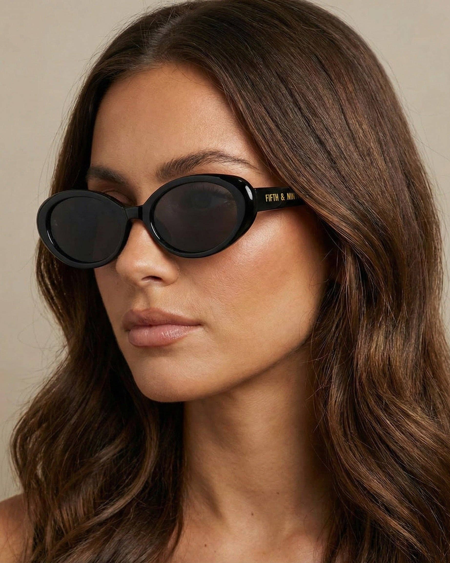 Taya: Black / Polarized + 100% UV Protection