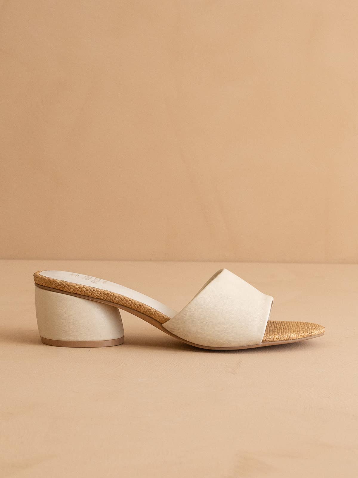 The Paloma Beige | Low Heeled Sandal: BEIGE / 7
