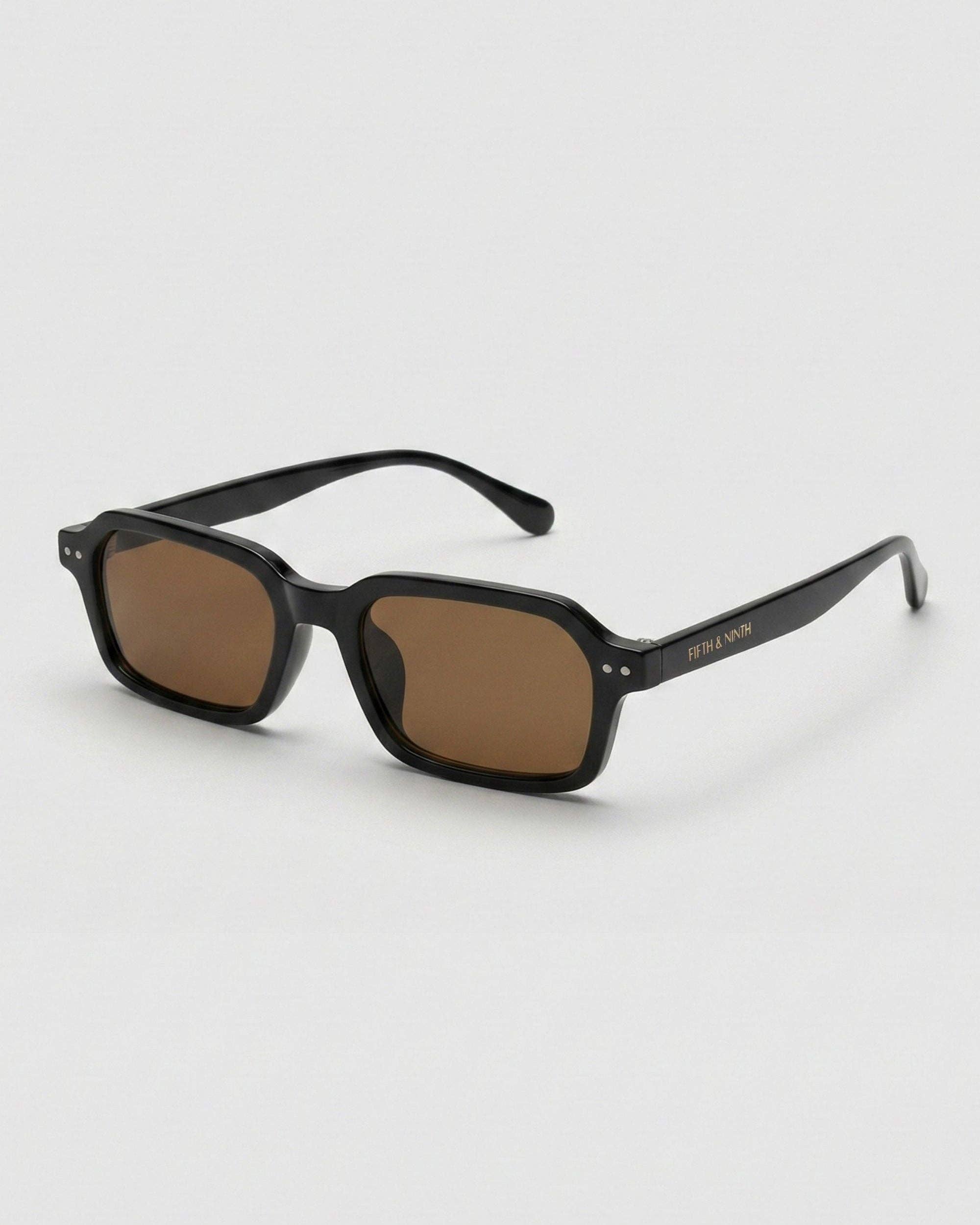 Cali: Transparent Moss / Polarized + 100% UV Protection