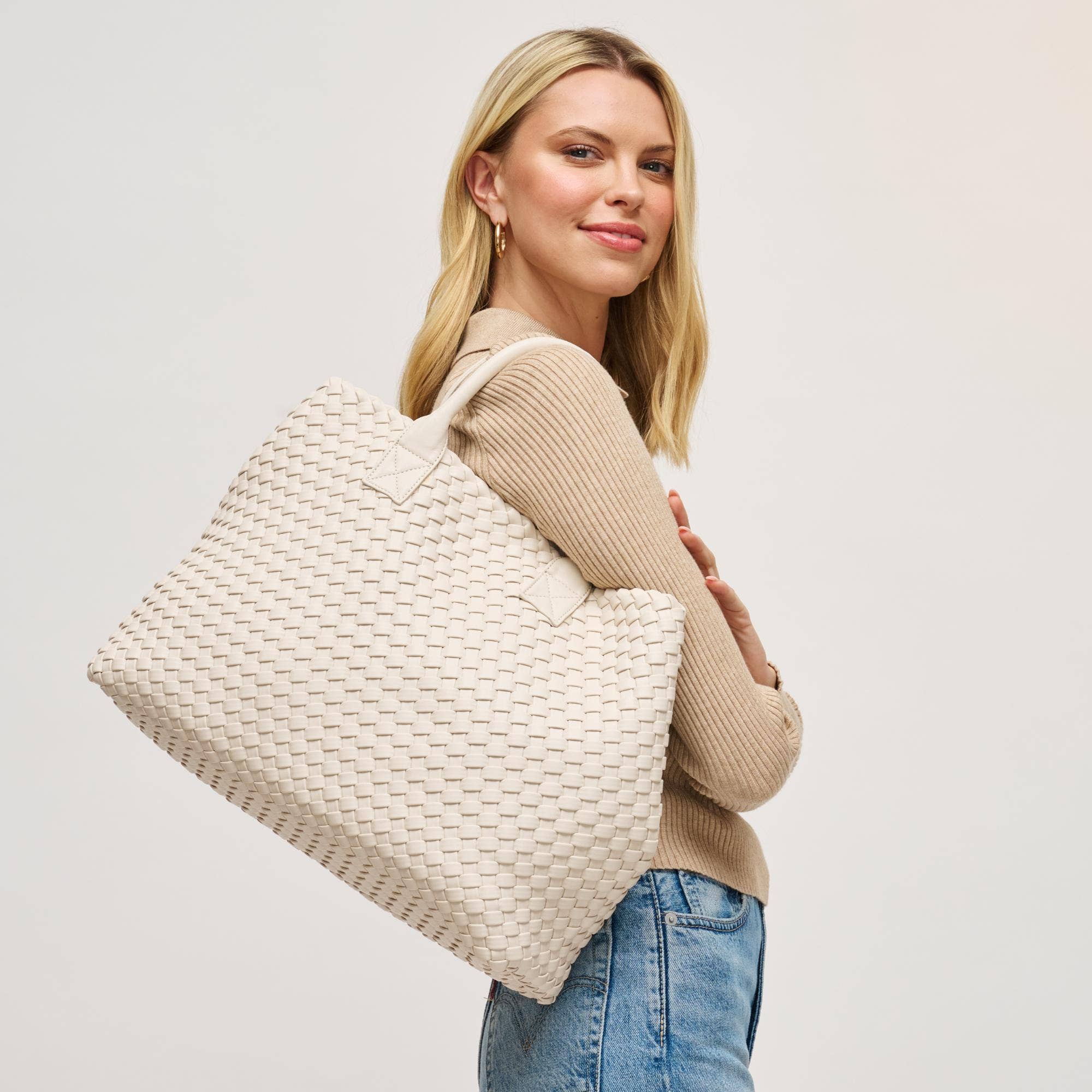 Ithaca Woven Vegan Leather Tote: Black