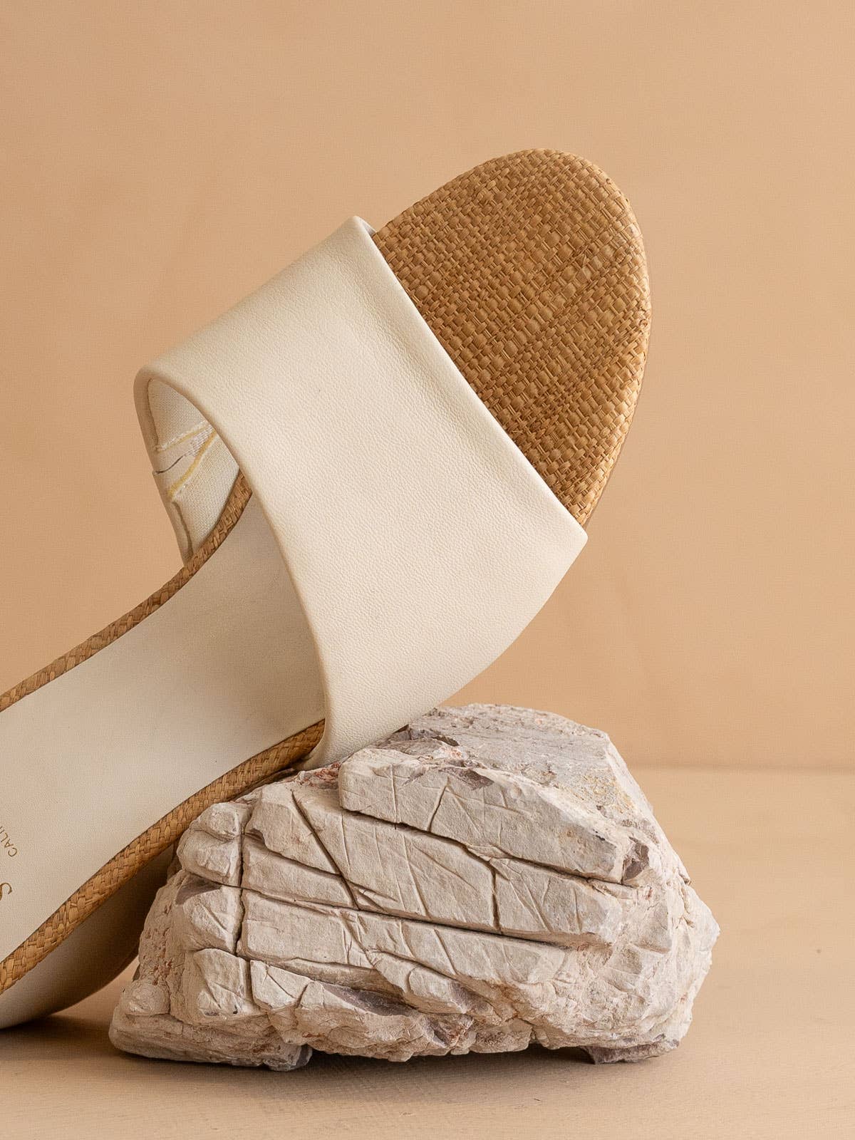 The Paloma Beige | Low Heeled Sandal: BEIGE / 6