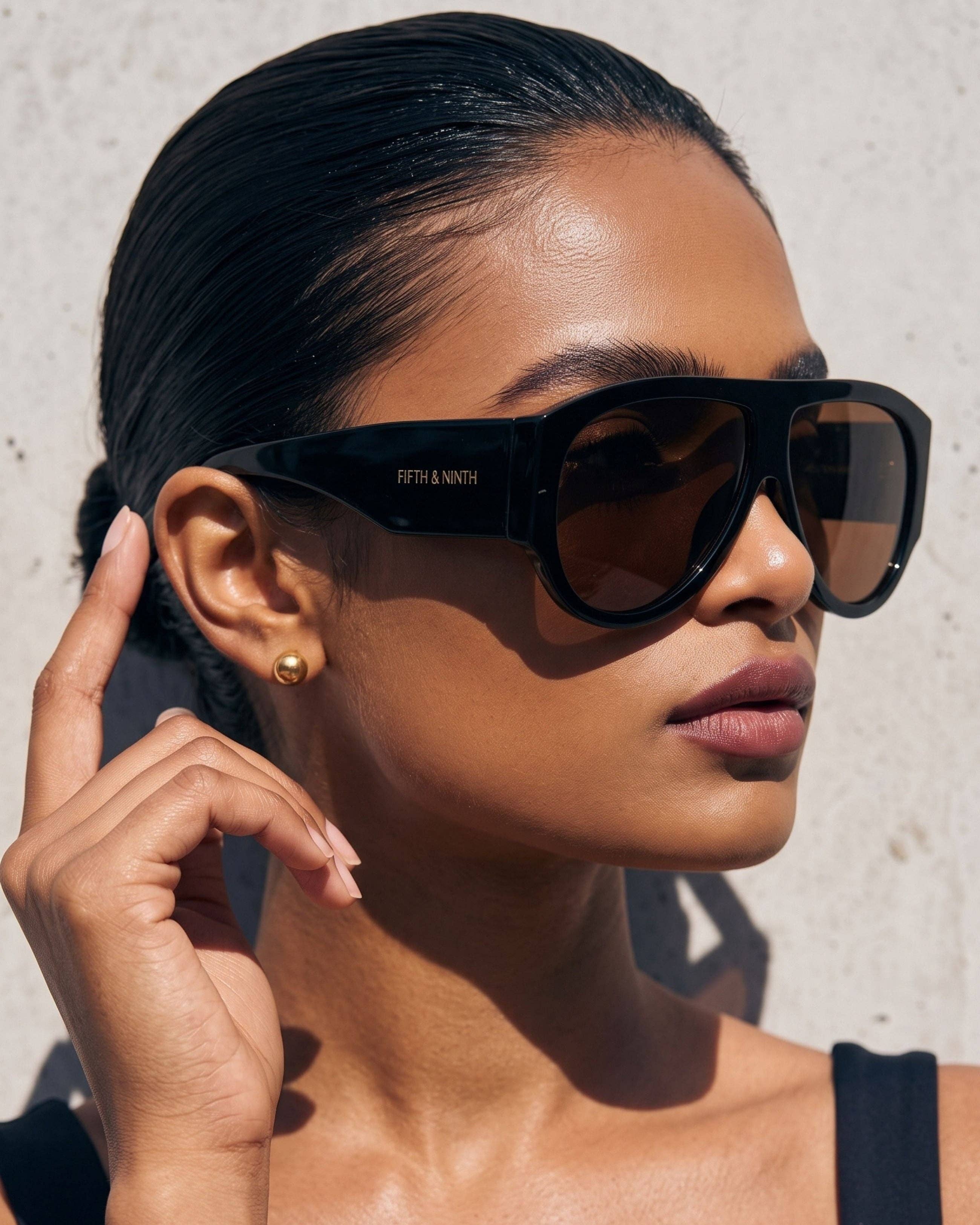 Naomi: Black / Polarized + 100% UV Protection